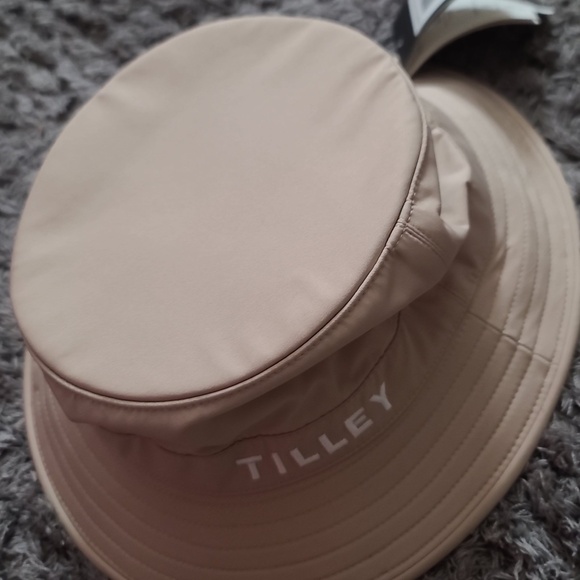 Tilley Golf Bucket Hat XL NWT main image 4